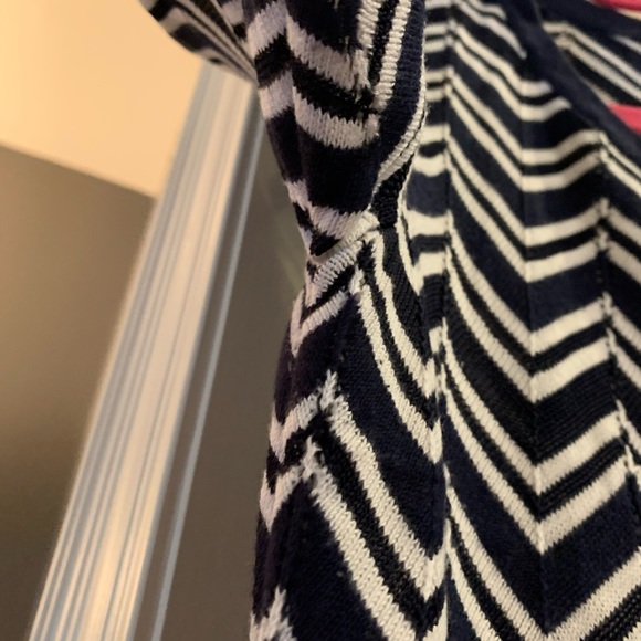 WHBM geometric pattern knit tunic - Picture 12 of 13